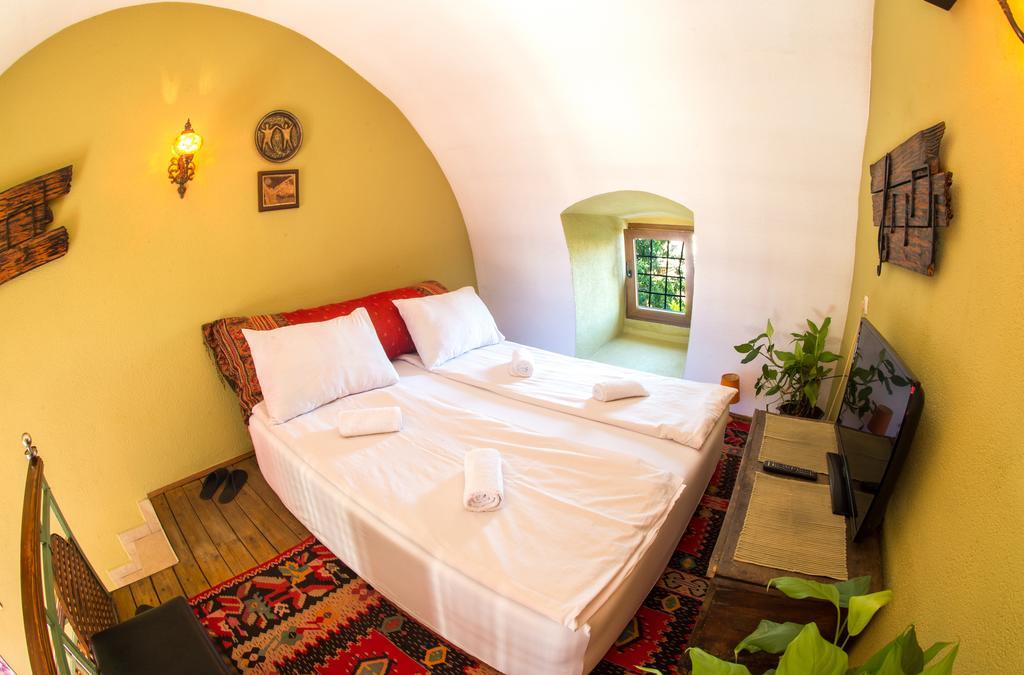 Cozy Studio Apartment Next To The Old Bridge Mostar Exteriör bild