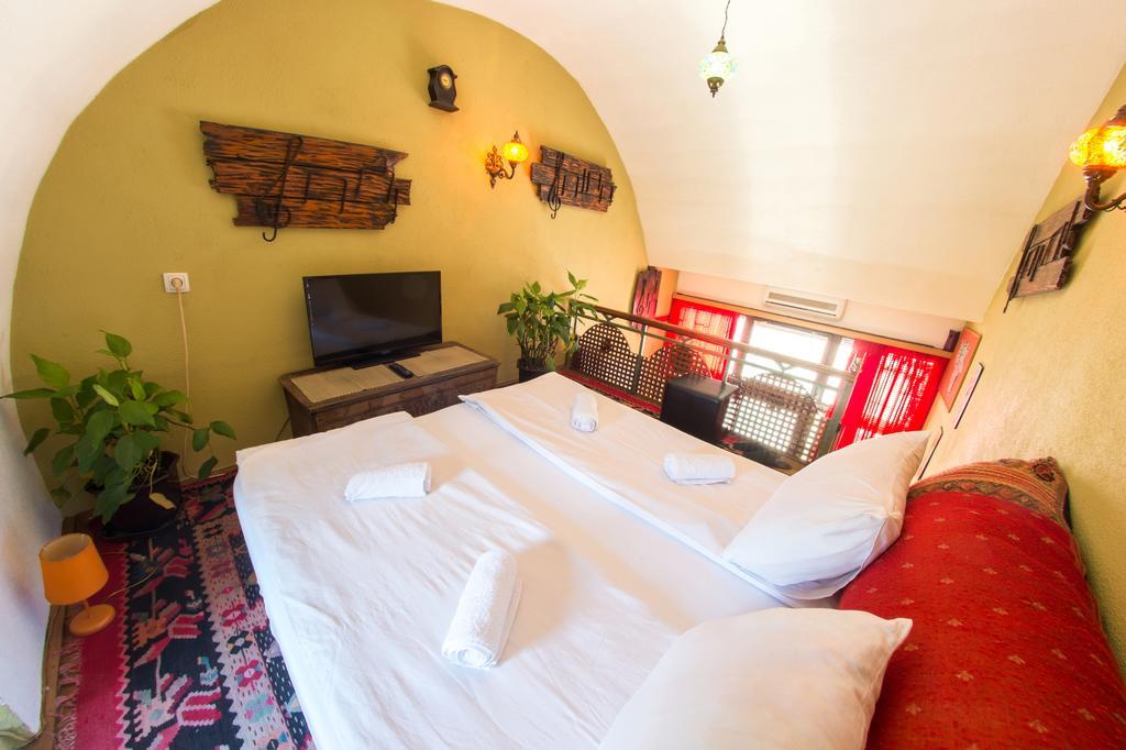 Cozy Studio Apartment Next To The Old Bridge Mostar Exteriör bild